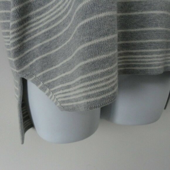 New EILEEN FISHER Grey White Stripe Organic Cotton Crew Neck Box Top Sweater S - Picture 5 of 7